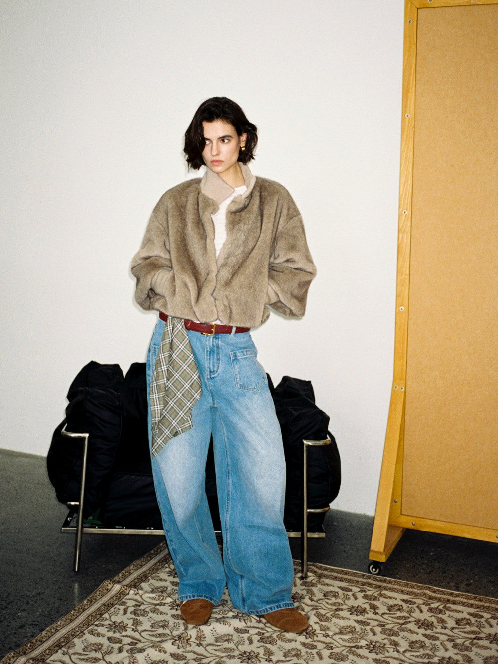 Light Wash Classic Jeans