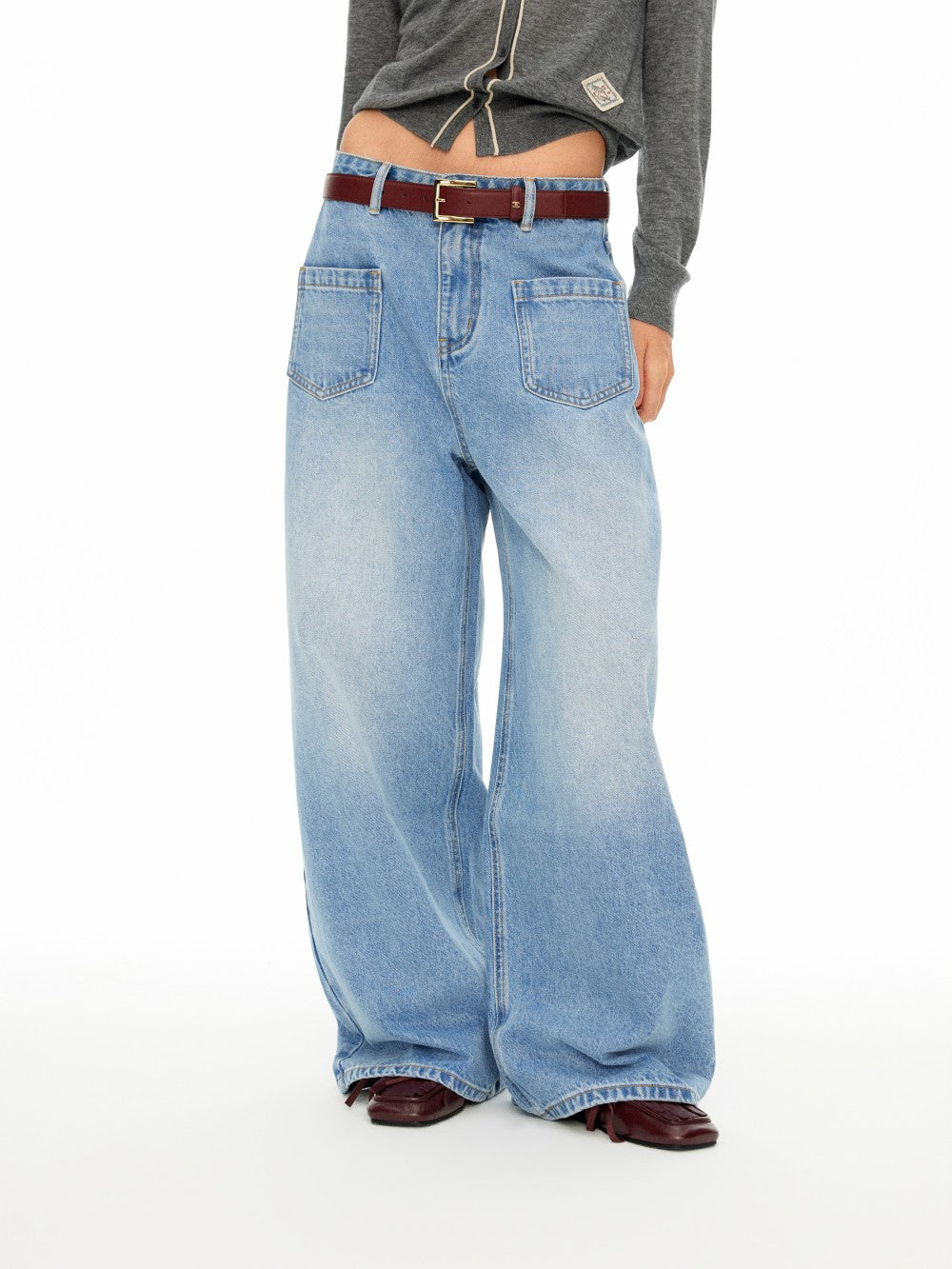 Light Wash Classic Jeans