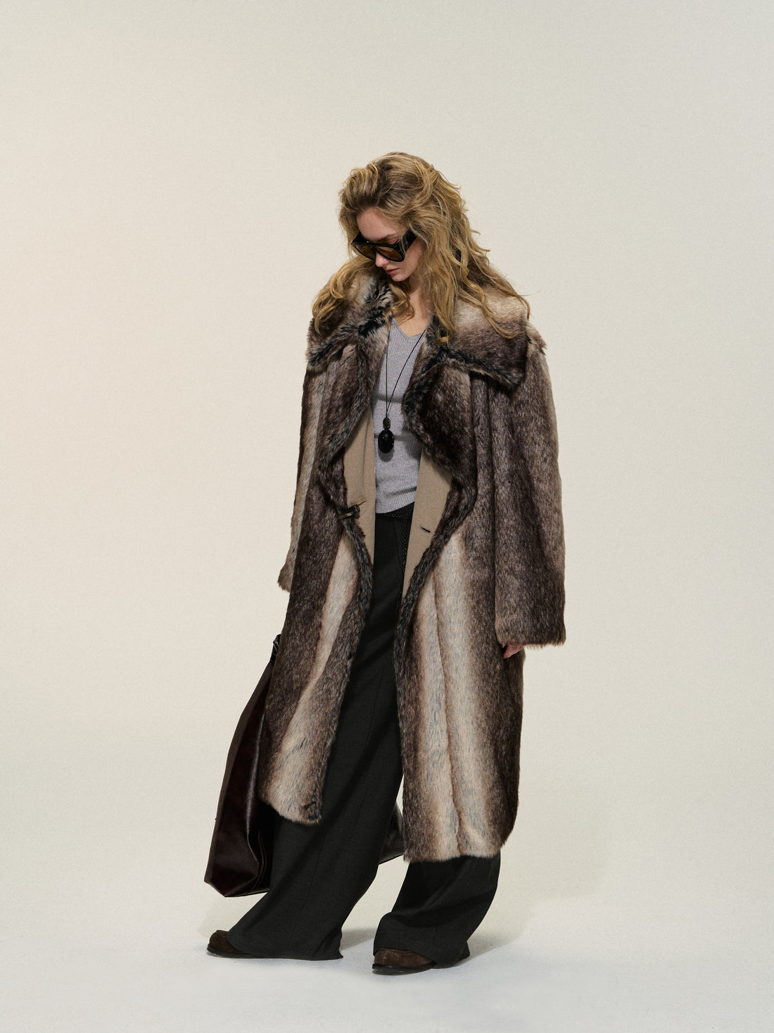 Dpercent 24FW Barn Frost Gray Reversible Eco Fur Coat