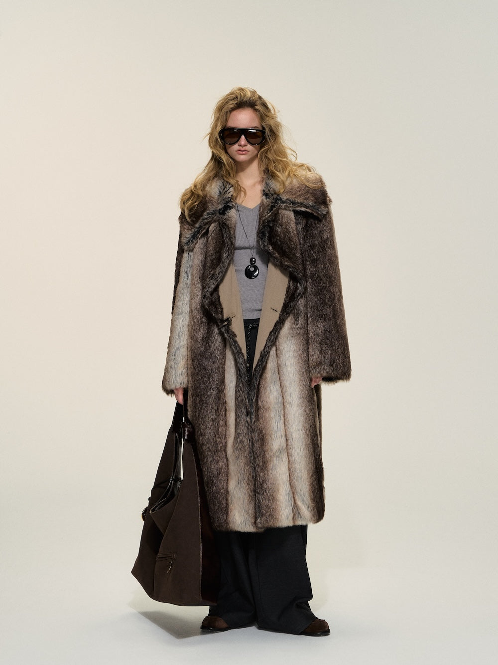 Dpercent 24FW Barn Frost Gray Reversible Eco Fur Coat