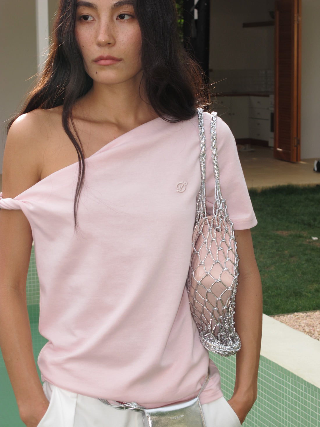 Dpercent 25SS Multi-color diagonal shoulder kink loose  T-shirt