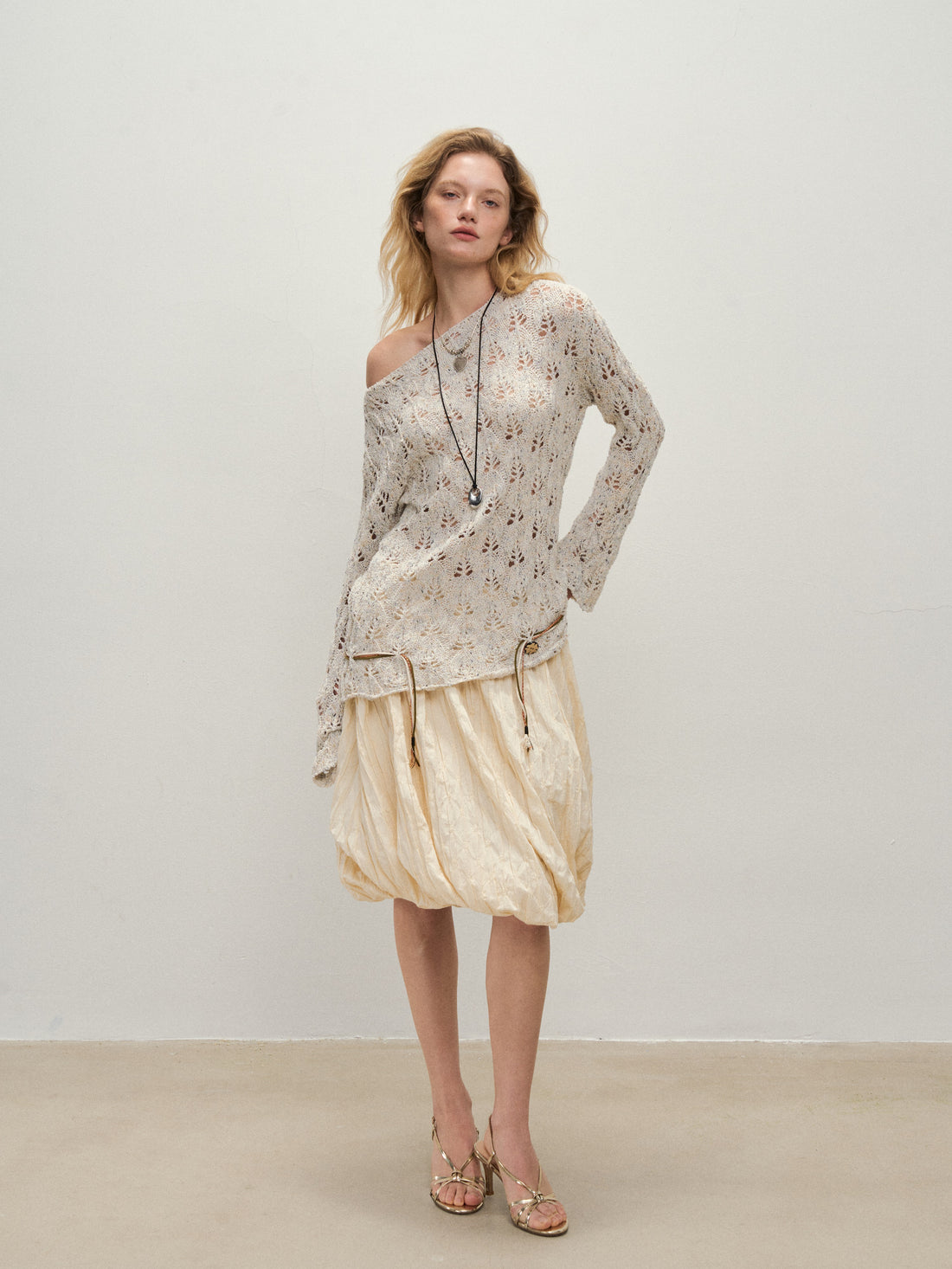 Dpercent 25SS Apricot-colored floral knit pullover shirt