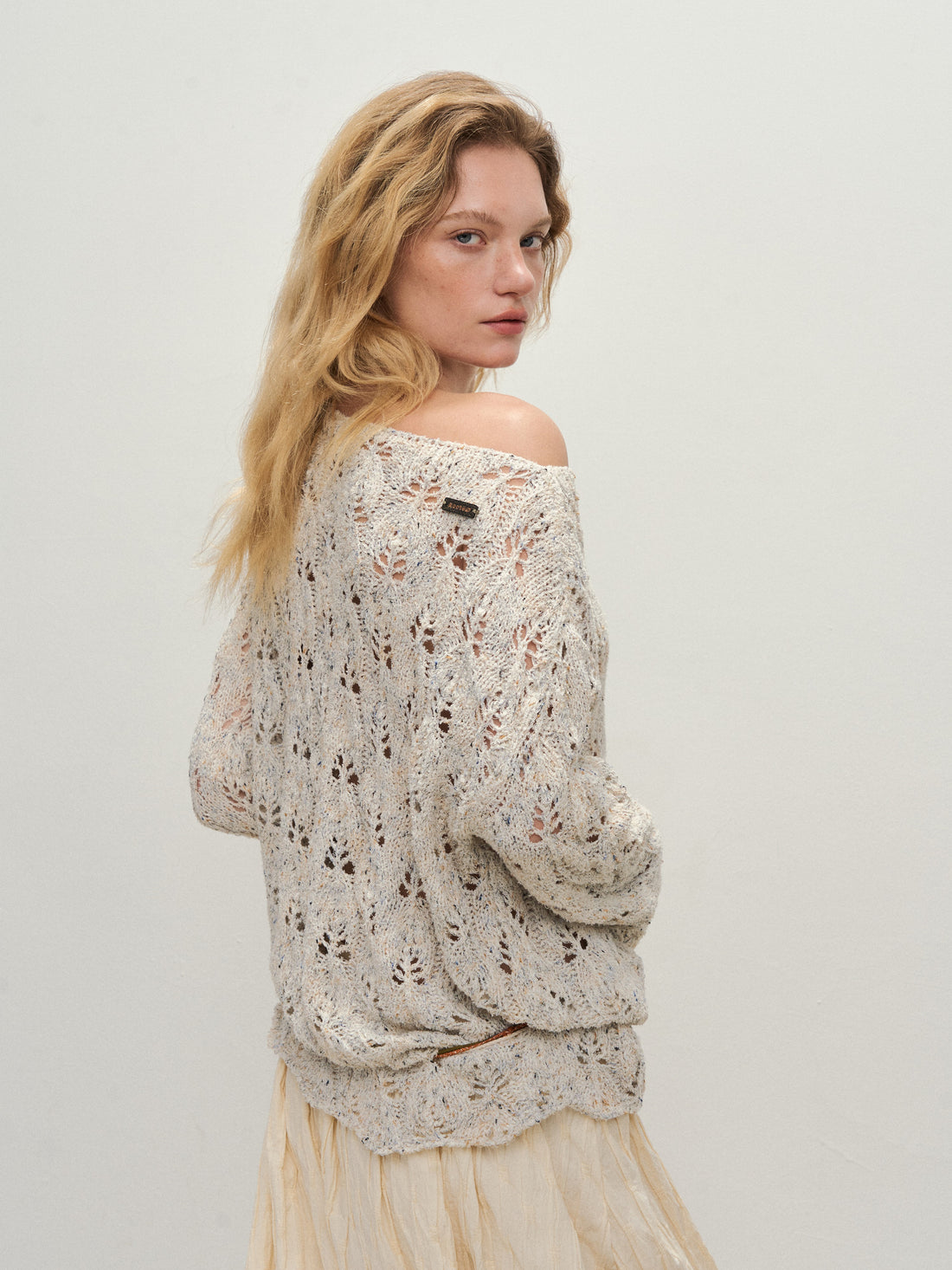 Dpercent 25SS Apricot-colored floral knit pullover shirt