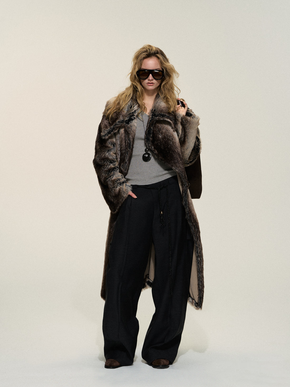 Dpercent 24FW Barn Frost Gray Reversible Eco Fur Coat