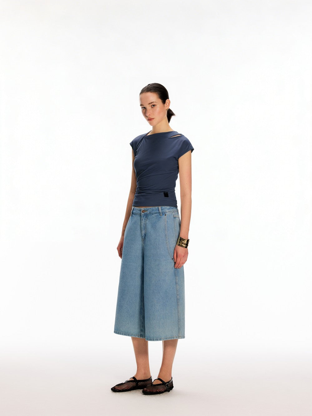 Asymmetric Shoulder Cutout Short Sleeve Top