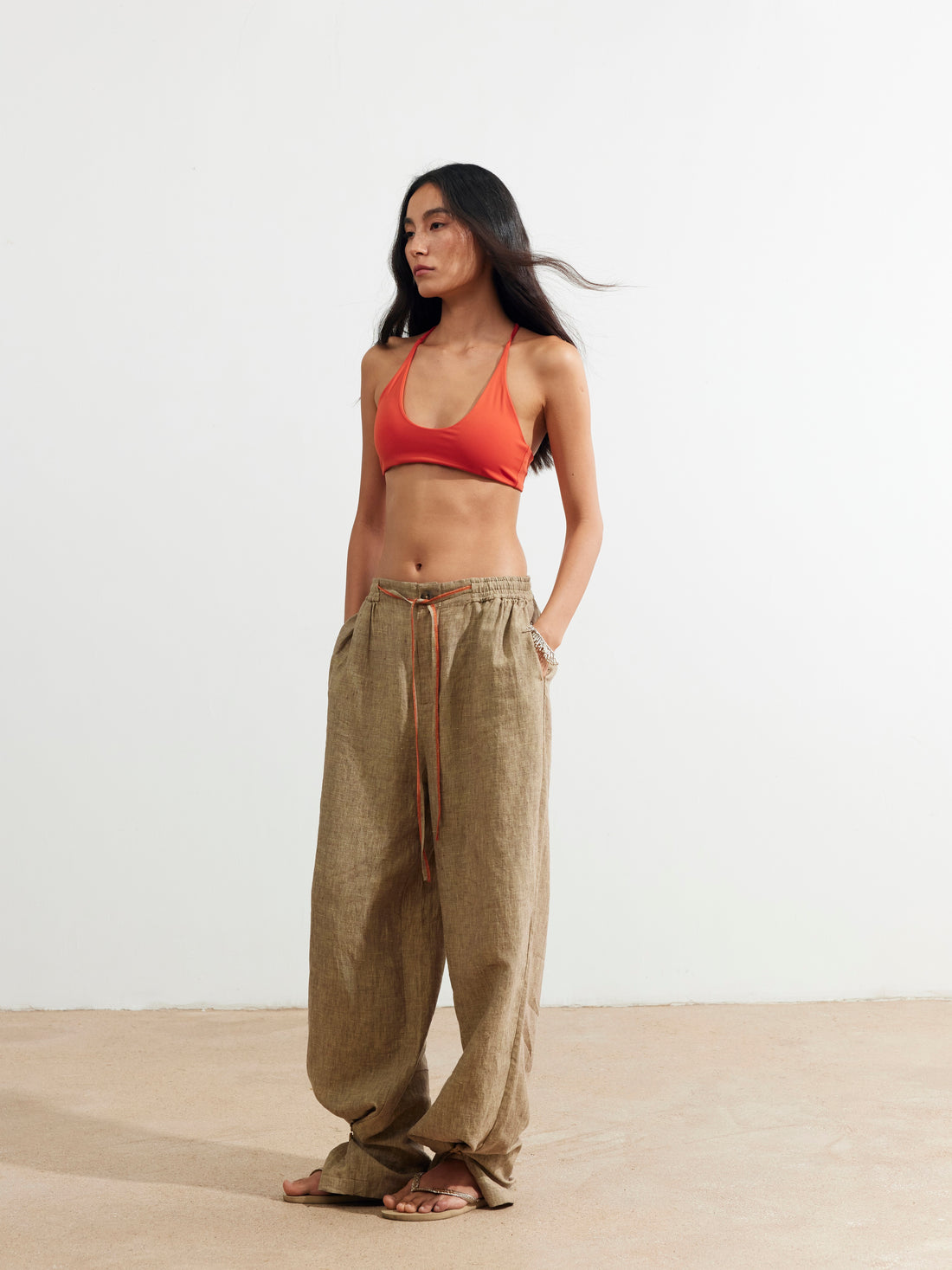 Dpercent 25SS Hemp-colored textured casual pants