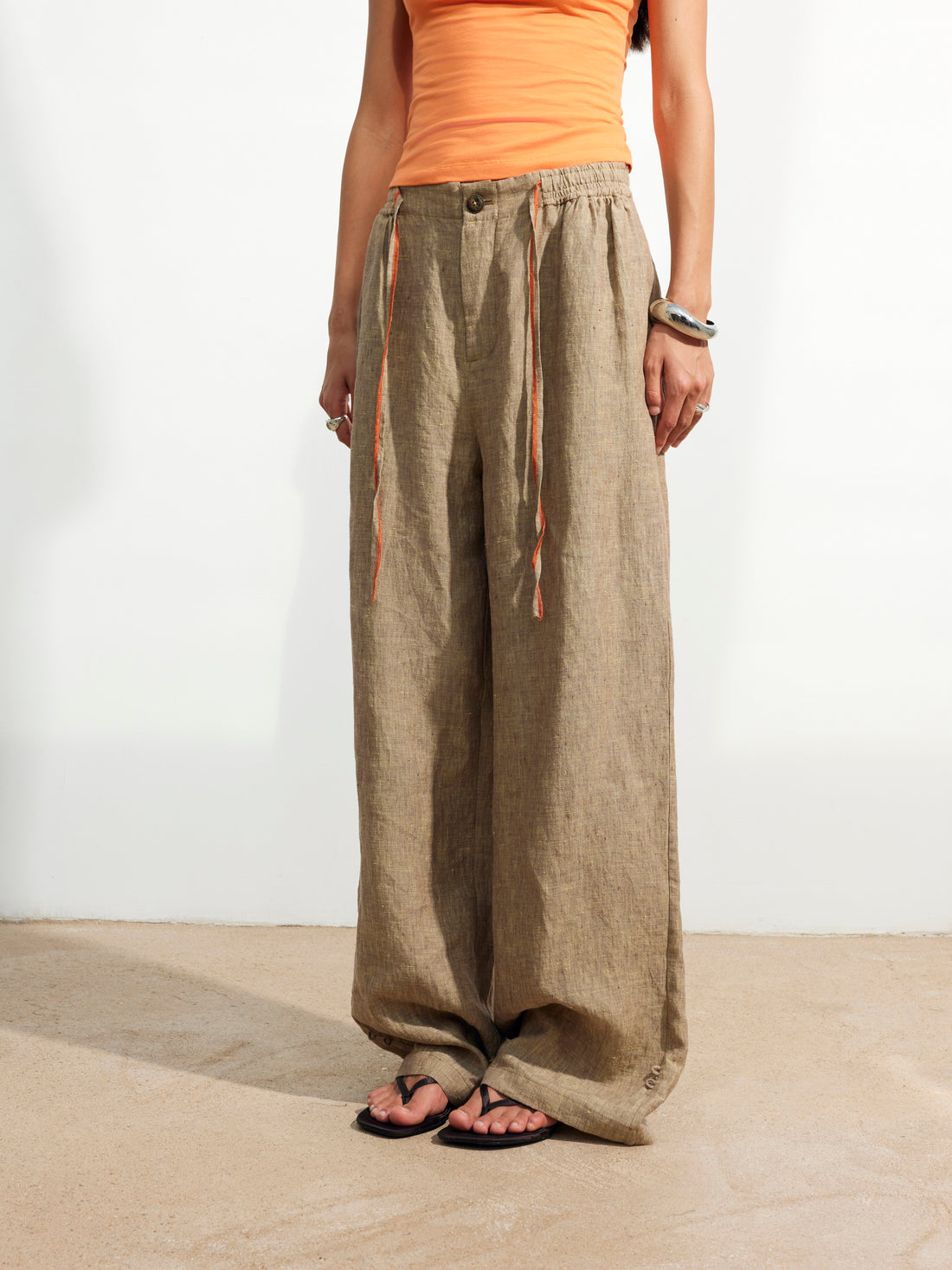 Dpercent 25SS Hemp-colored textured casual pants