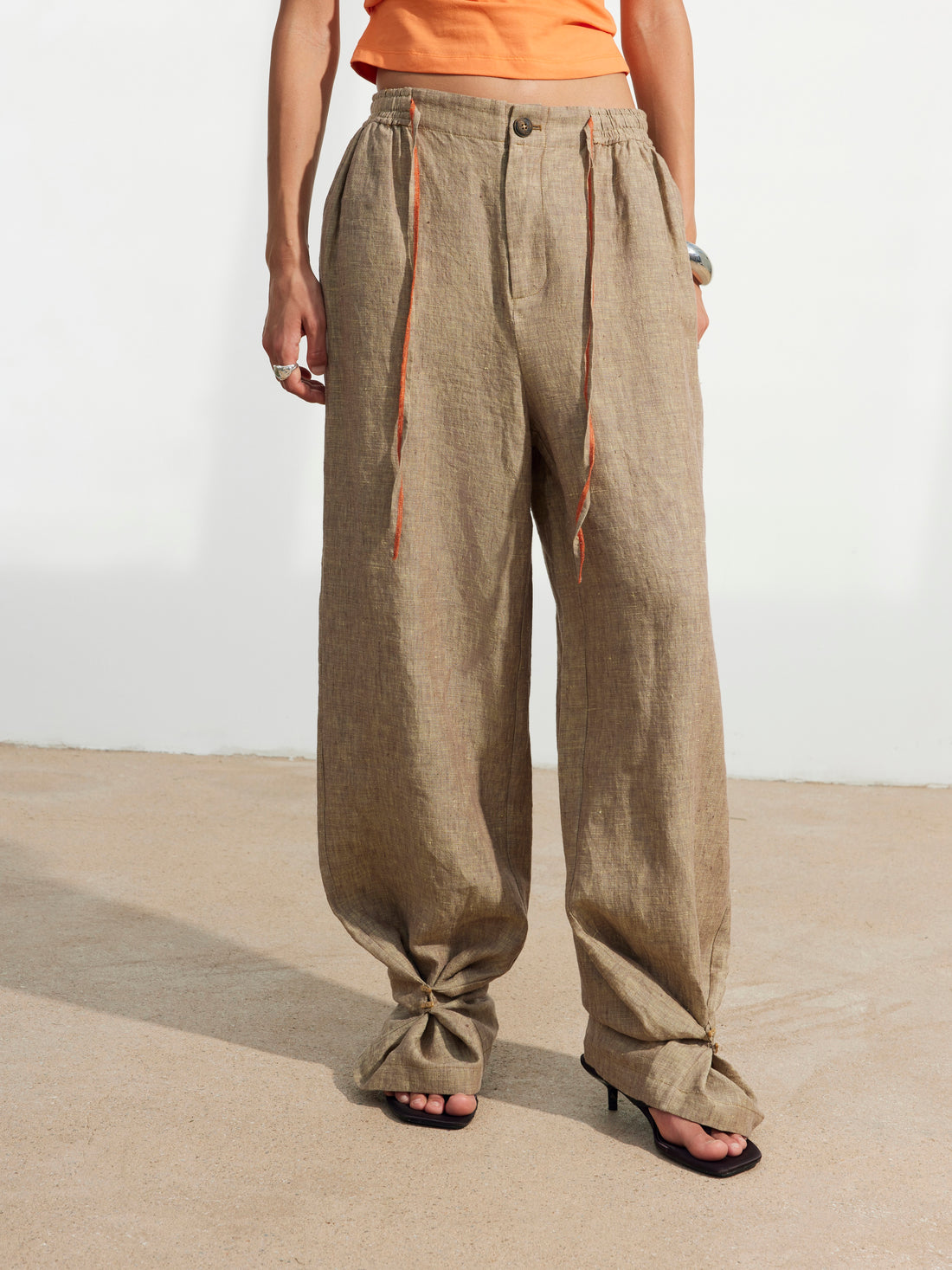 Dpercent 25SS Hemp-colored textured casual pants