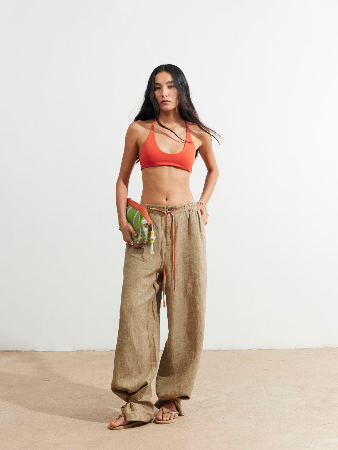 Dpercent 25SS Hemp-colored textured casual pants