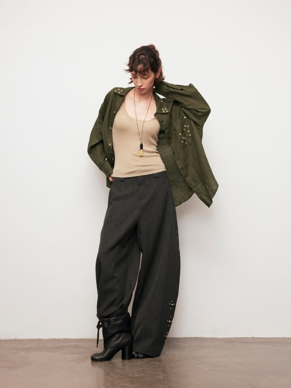 Loose-fit suit pants