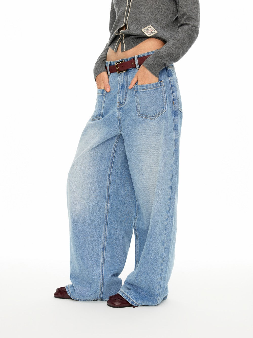 Light Wash Classic Jeans