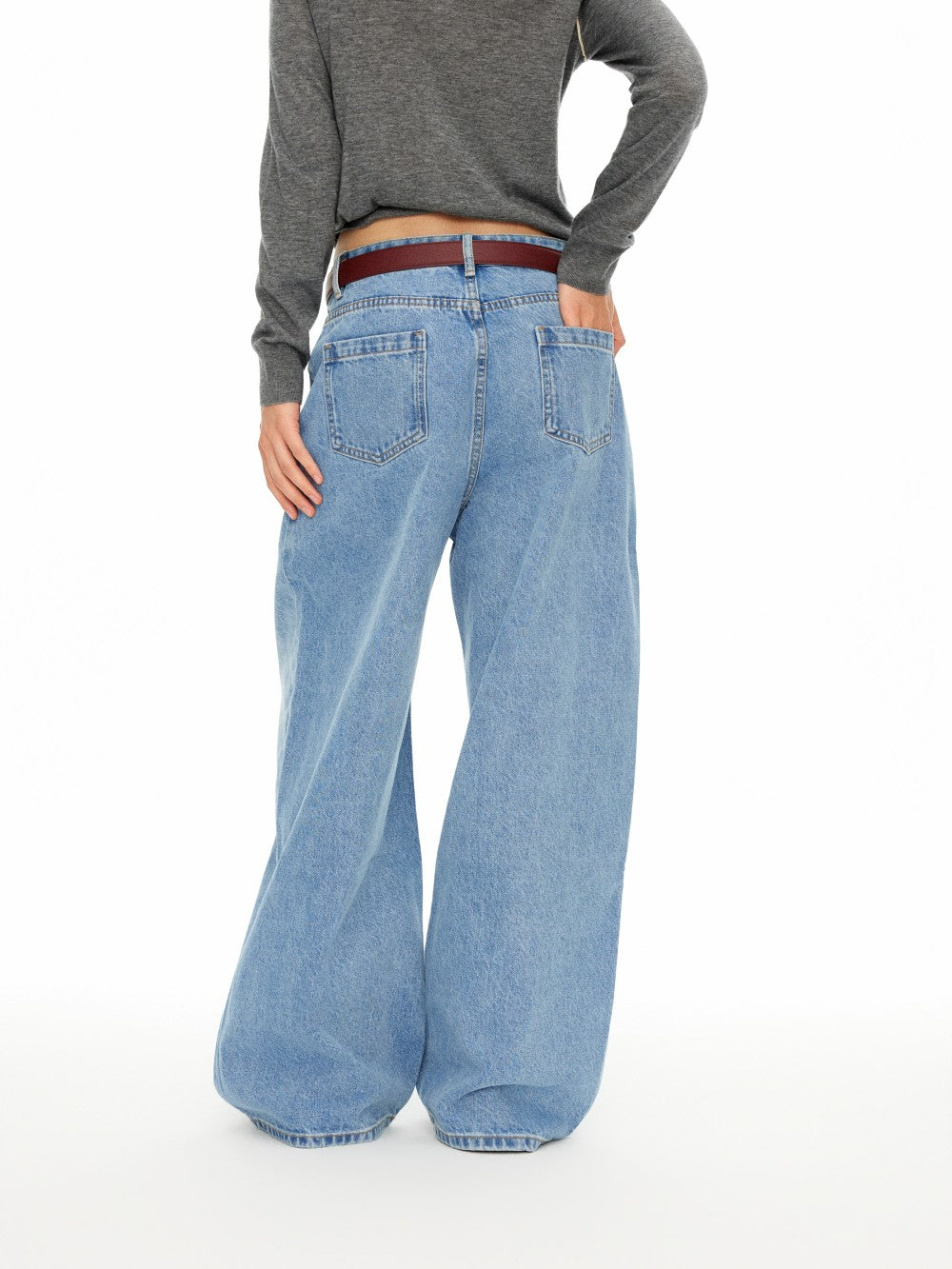 Light Wash Classic Jeans