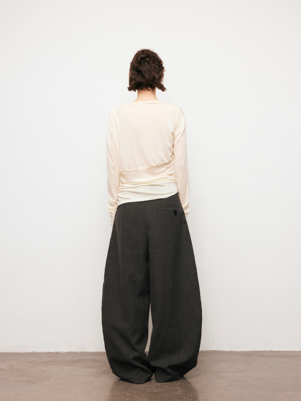 Loose-fit suit pants